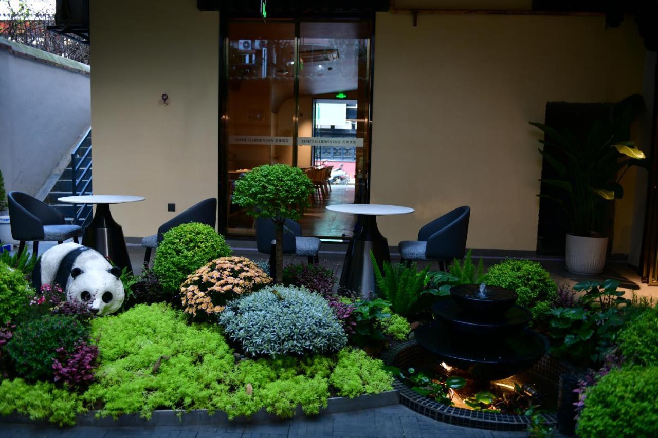 Xishu Garden Inn - Travel Agency Service - Car Rent Service - English Speaking Csengtu Kültér fotó