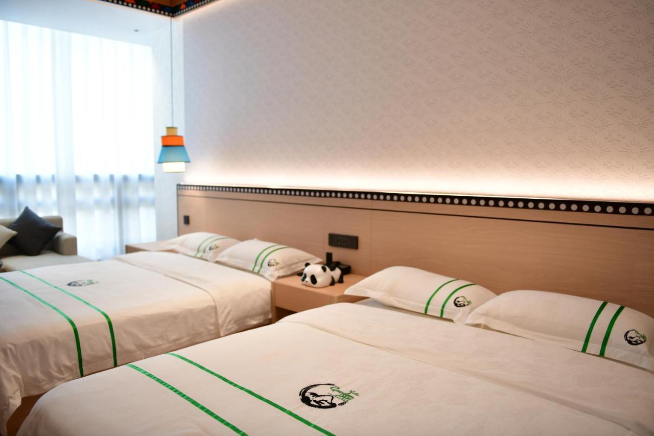 Xishu Garden Inn - Travel Agency Service - Car Rent Service - English Speaking Csengtu Kültér fotó